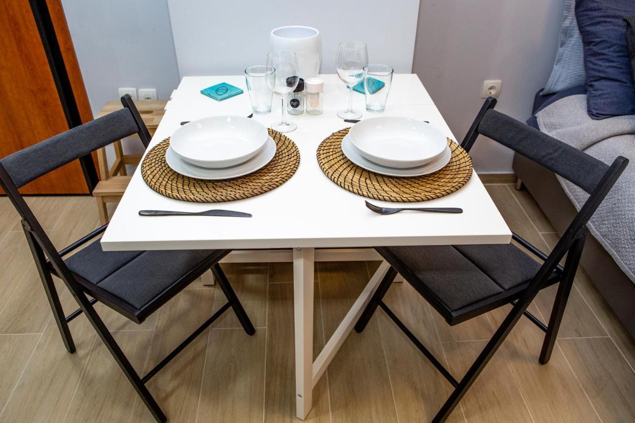 Studio Apartment With All Amenities In Kolonaki アテネ エクステリア 写真