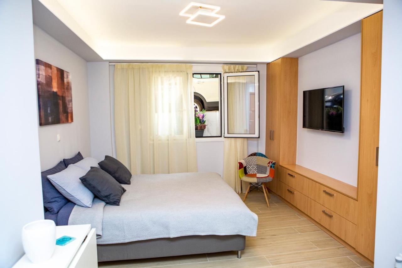 Studio Apartment With All Amenities In Kolonaki アテネ エクステリア 写真