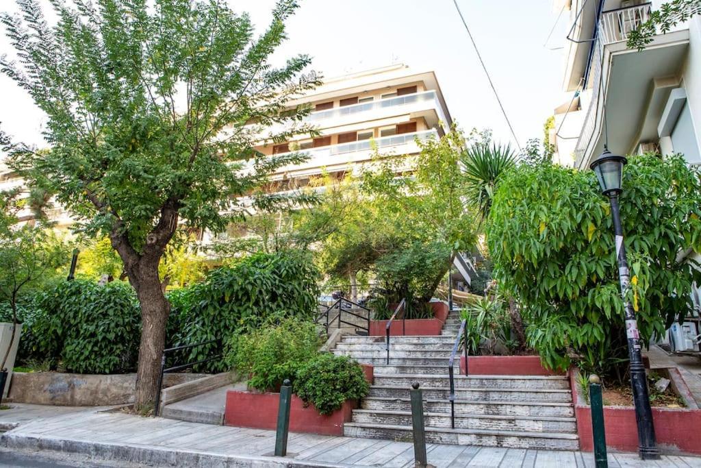 Studio Apartment With All Amenities In Kolonaki アテネ エクステリア 写真