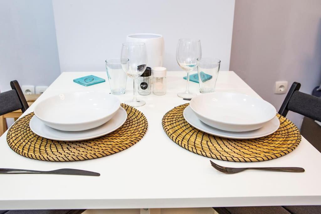 Studio Apartment With All Amenities In Kolonaki アテネ エクステリア 写真